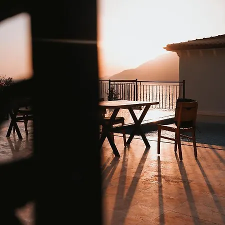 Guemues Yazar Szálloda 3*