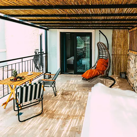 Hotel Guemues Yazar Kaş