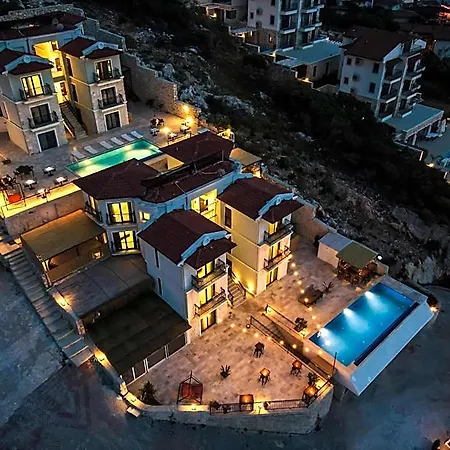 Guemues Yazar Hotel 3*